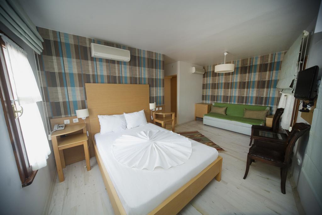 Apollon Hotel Bozcaada Chambre photo